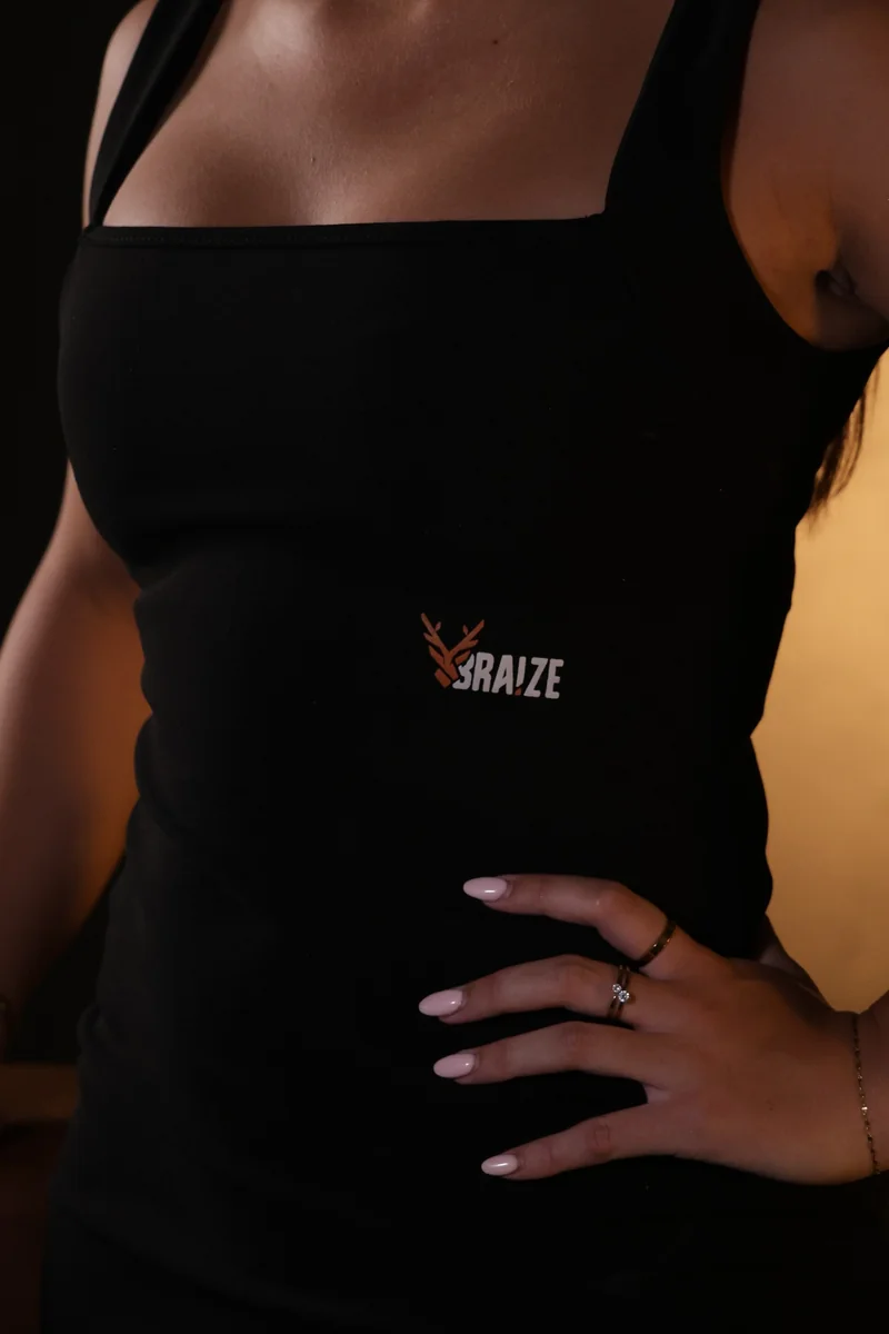 Detail of the genuine Braize logo on branded event attire